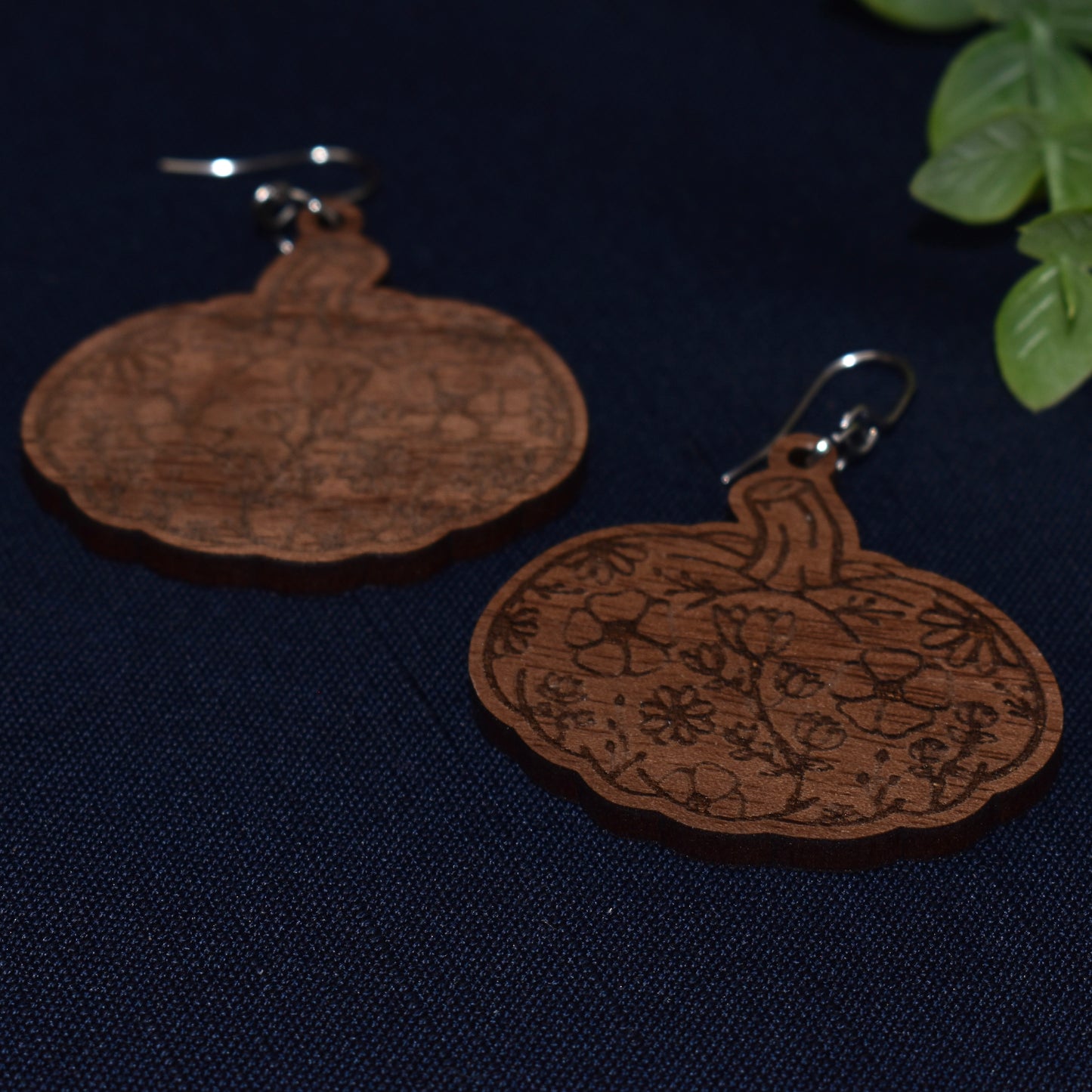 Floral Engraved Pumpkin Drop Earring