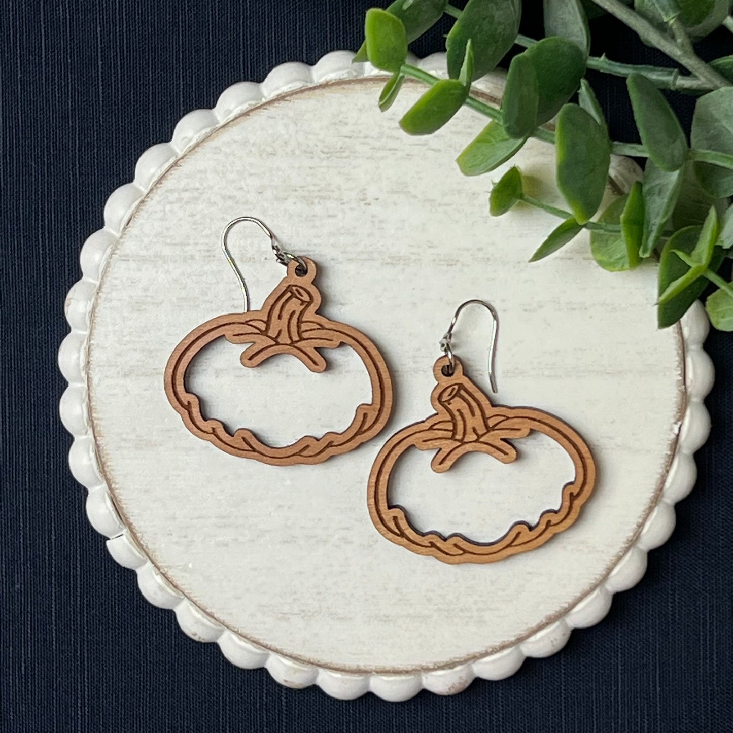 Cutout Pumpkin Drop Earring