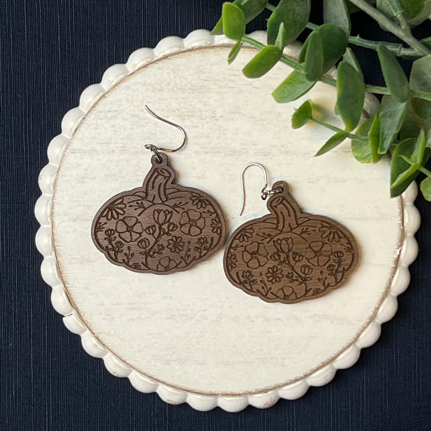 Floral Engraved Pumpkin Drop Earring