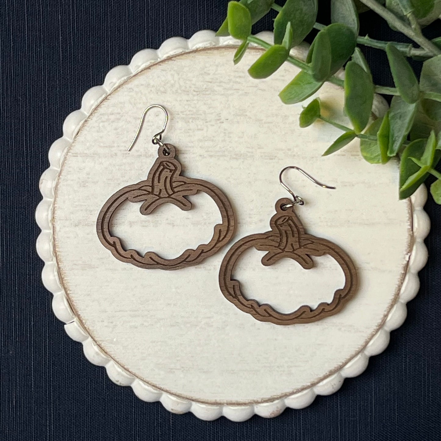 Cutout Pumpkin Drop Earring