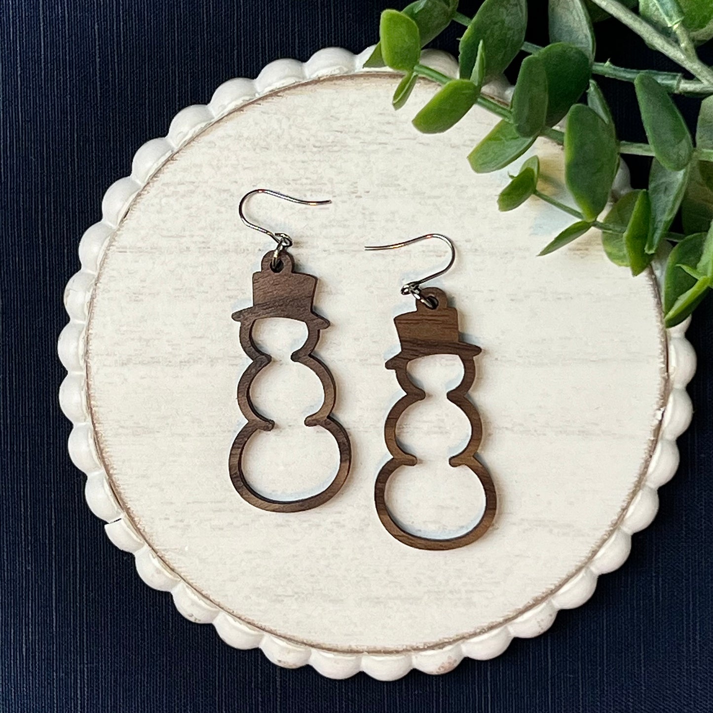 Simple Cut Snowman Earrings